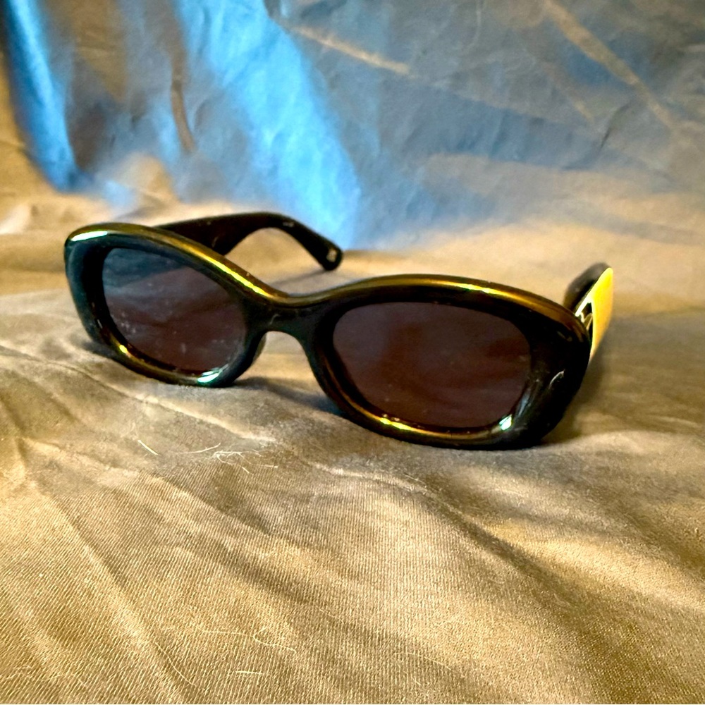 Aire “Calisto” Women’s Black Sunglasses BNWT